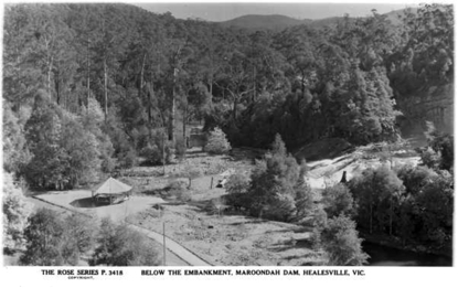 Postcard thought to be circa 1950s showing the newly built rotunda on the valley floor.