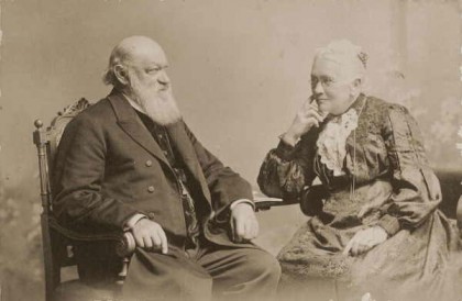 [Rev. Friedrich and Mrs Hagenauer] [picture] a15496. Tom Humphrey [ca. 1908]. Courtesy of State Library of Victoria.
